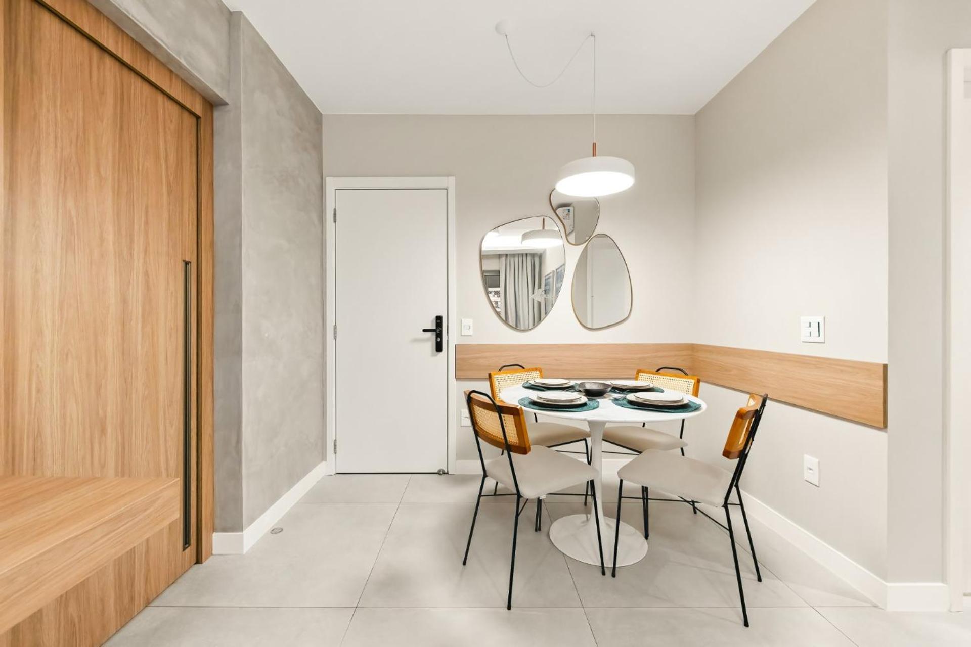 Apartamento Sensacional Novíssimo 67 mts e 2 quartos, para até 6 pessoas