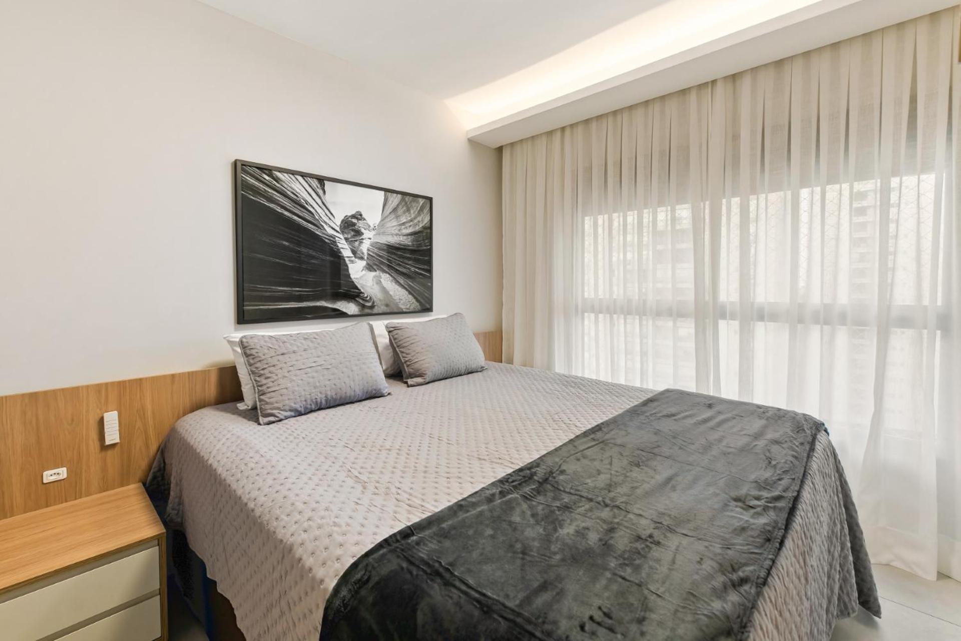 Apartamento Sensacional Novíssimo 67 mts e 2 quartos, para até 6 pessoas