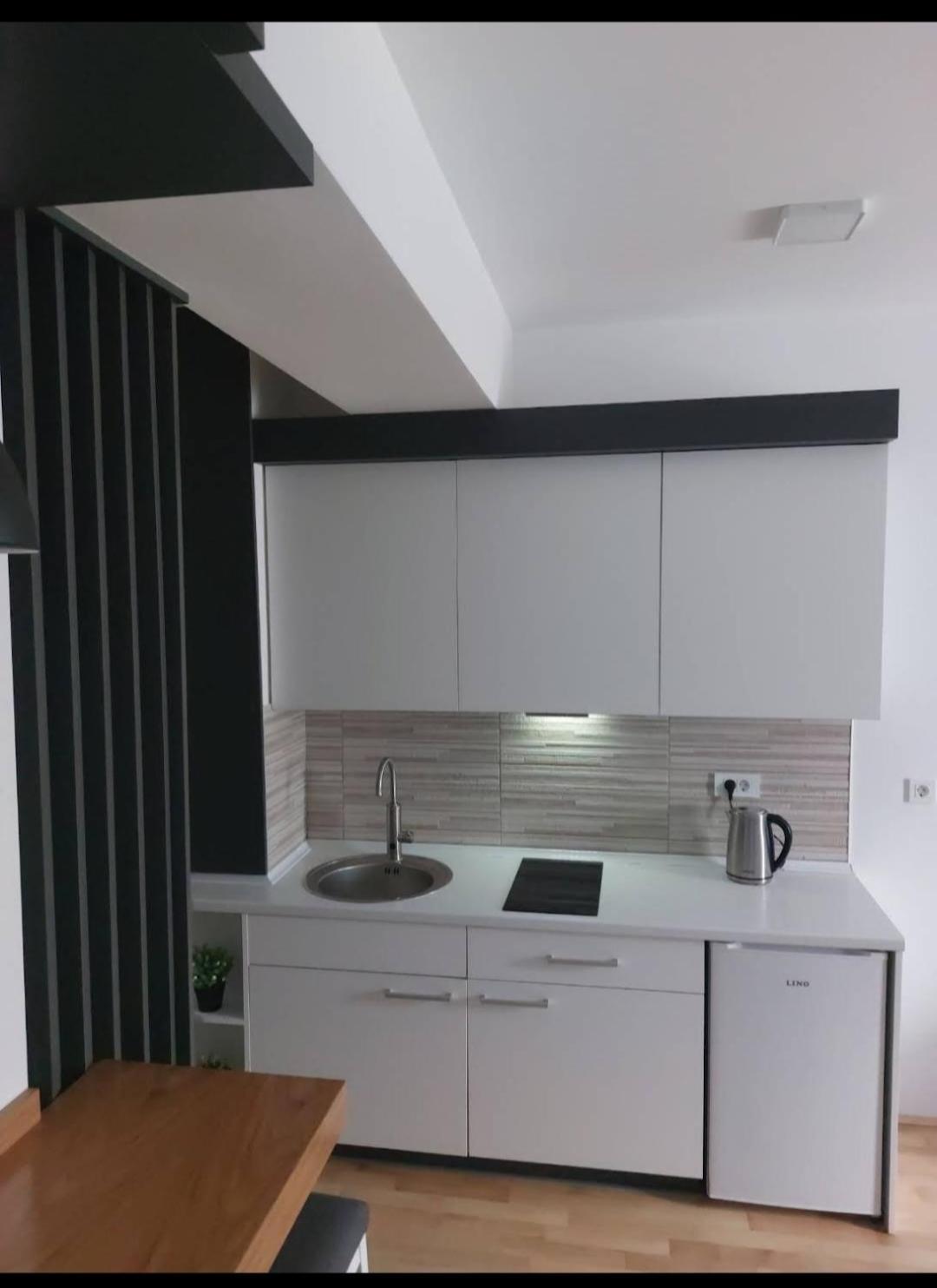 Vrshkovski apartment view 3
