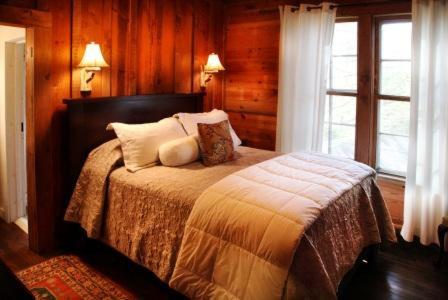 Lake Rabun Hotel