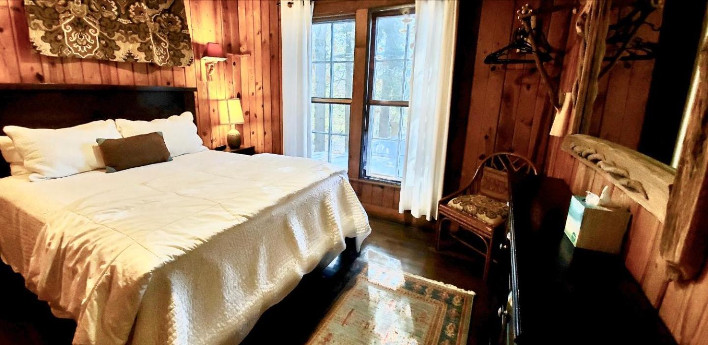 Lake Rabun Hotel