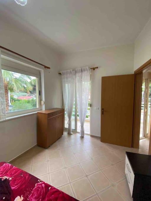 Beach apartment Kompleksi Lura 1