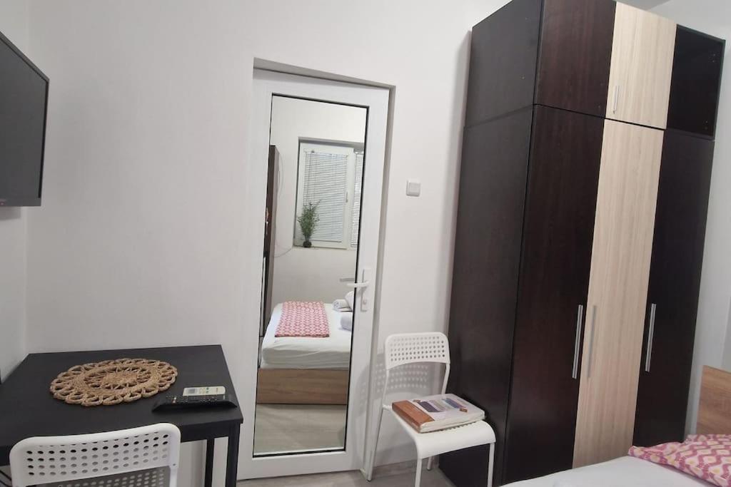 Cute & Cozy in Varna