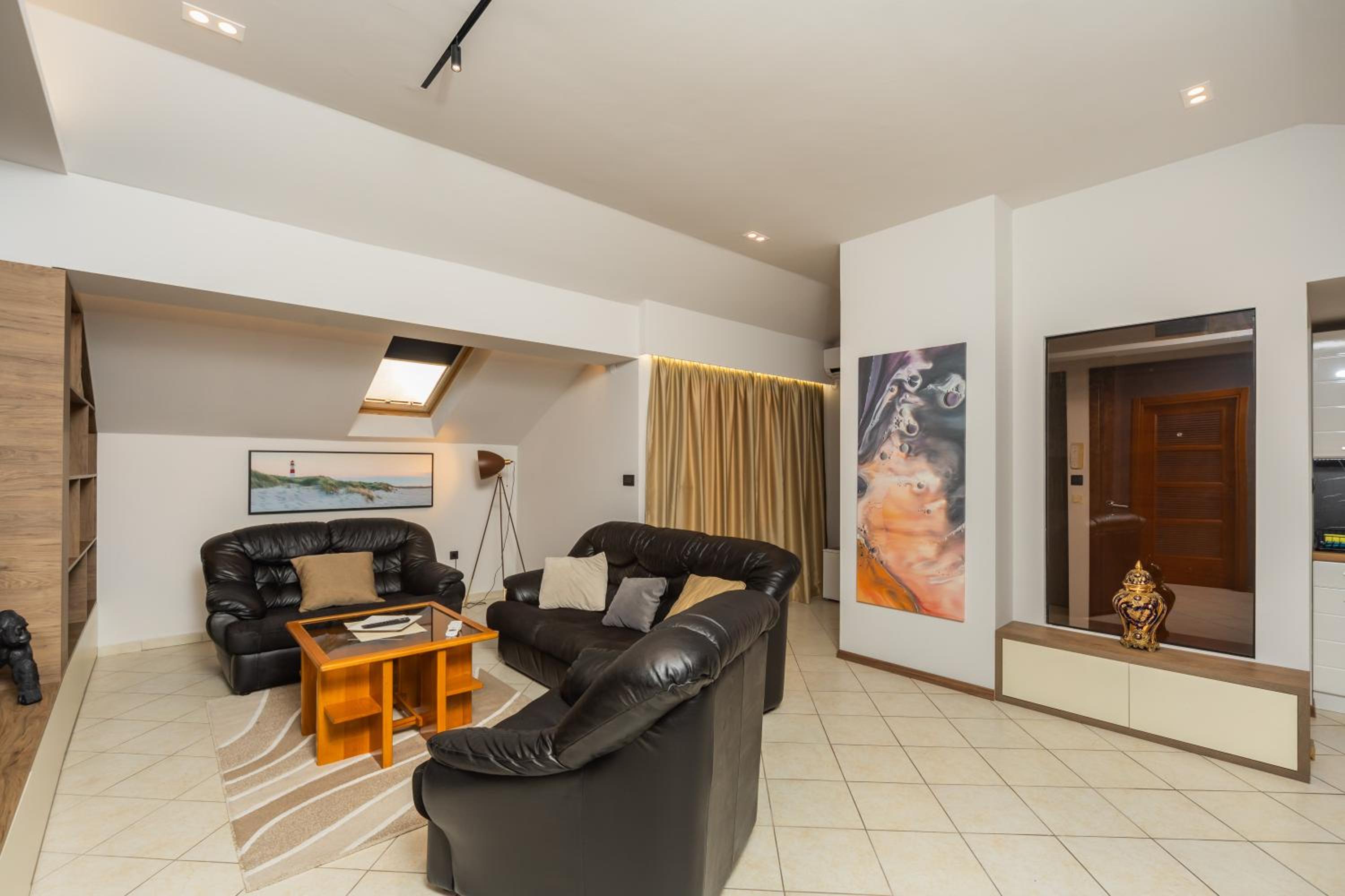 Luigi Apartment