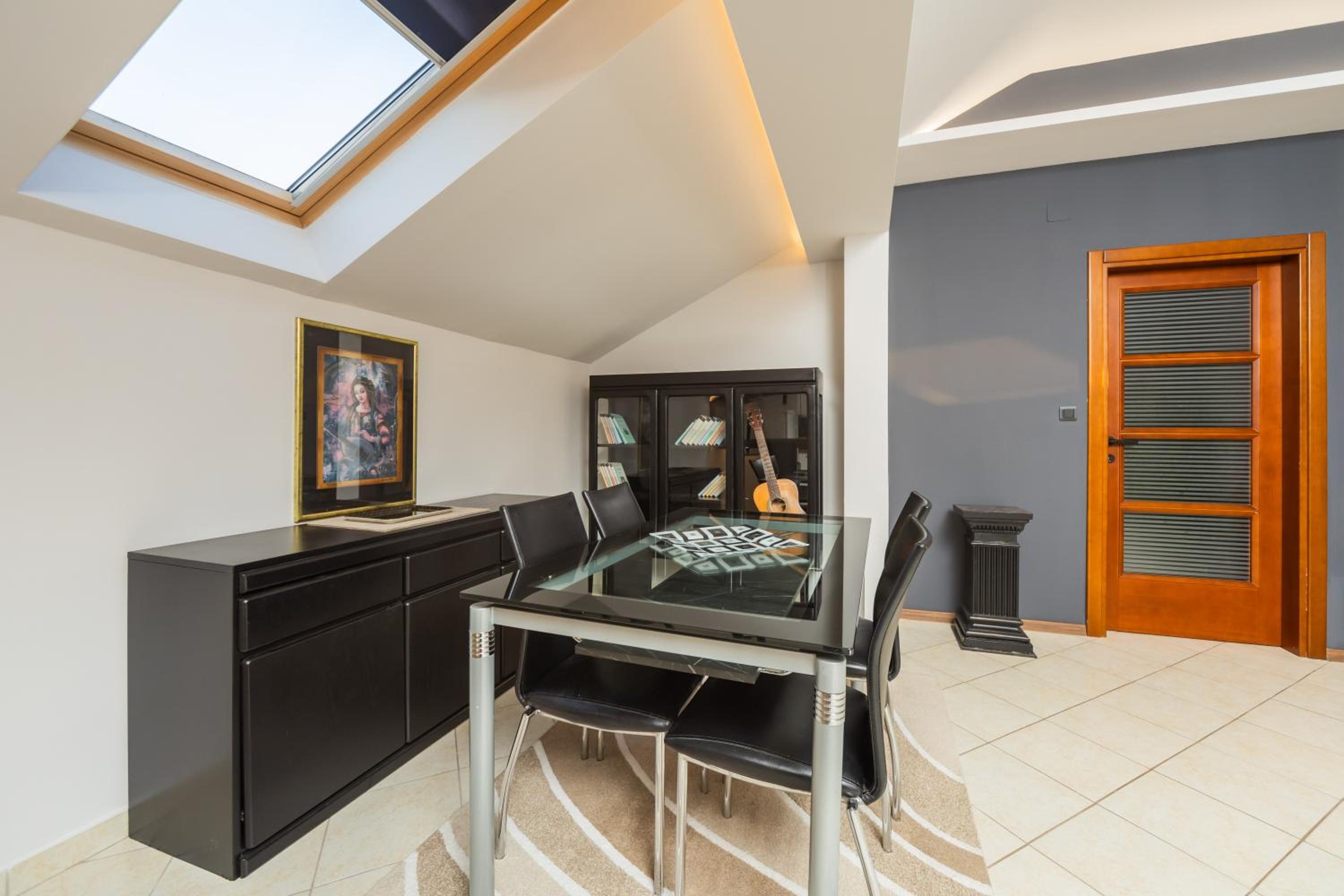 Luigi Apartment
