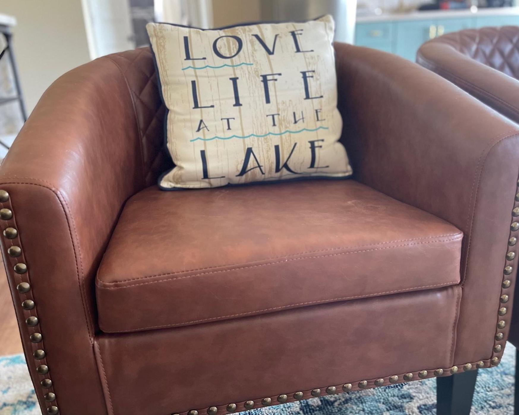 Lakeside Maison