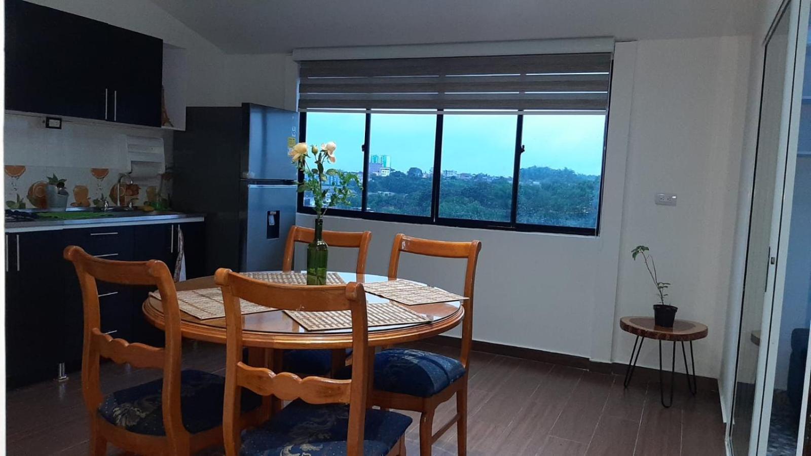 Apartamento en un 4to piso cerca al coliseo en Armenia
