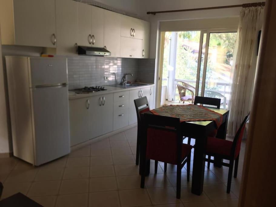 Beach apartment Lura 1 3plus1