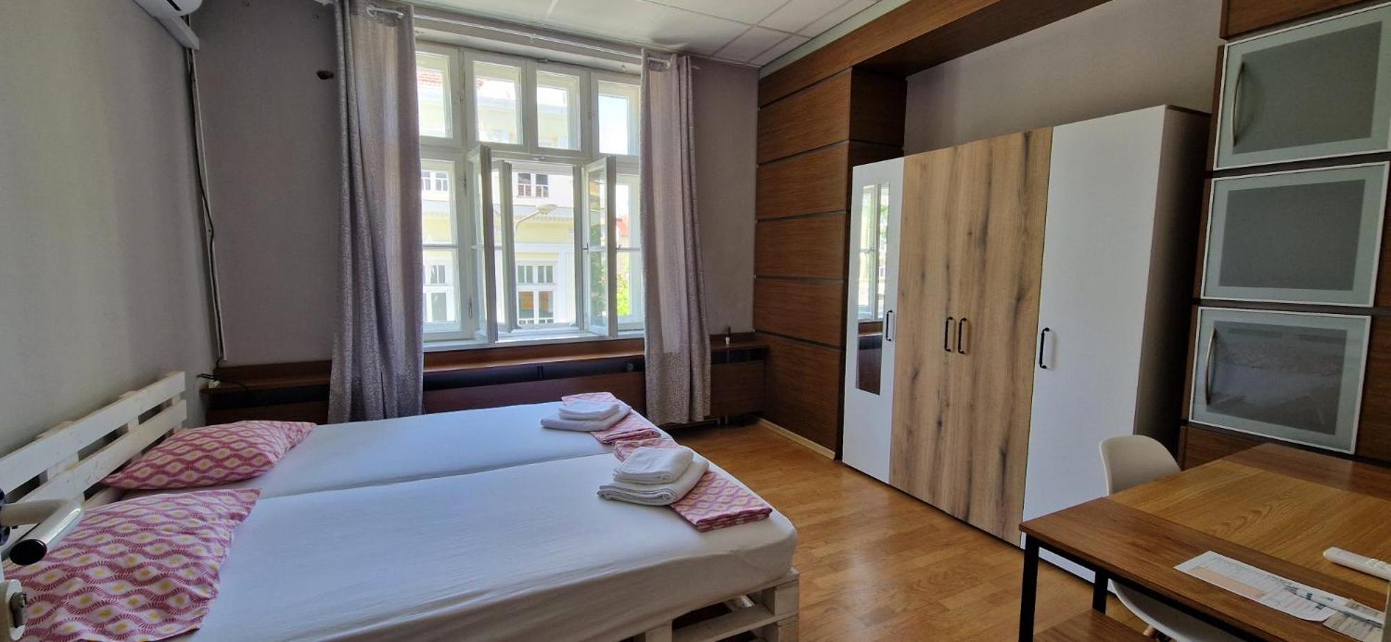 Lambo's Corner Varna - Guest Rooms