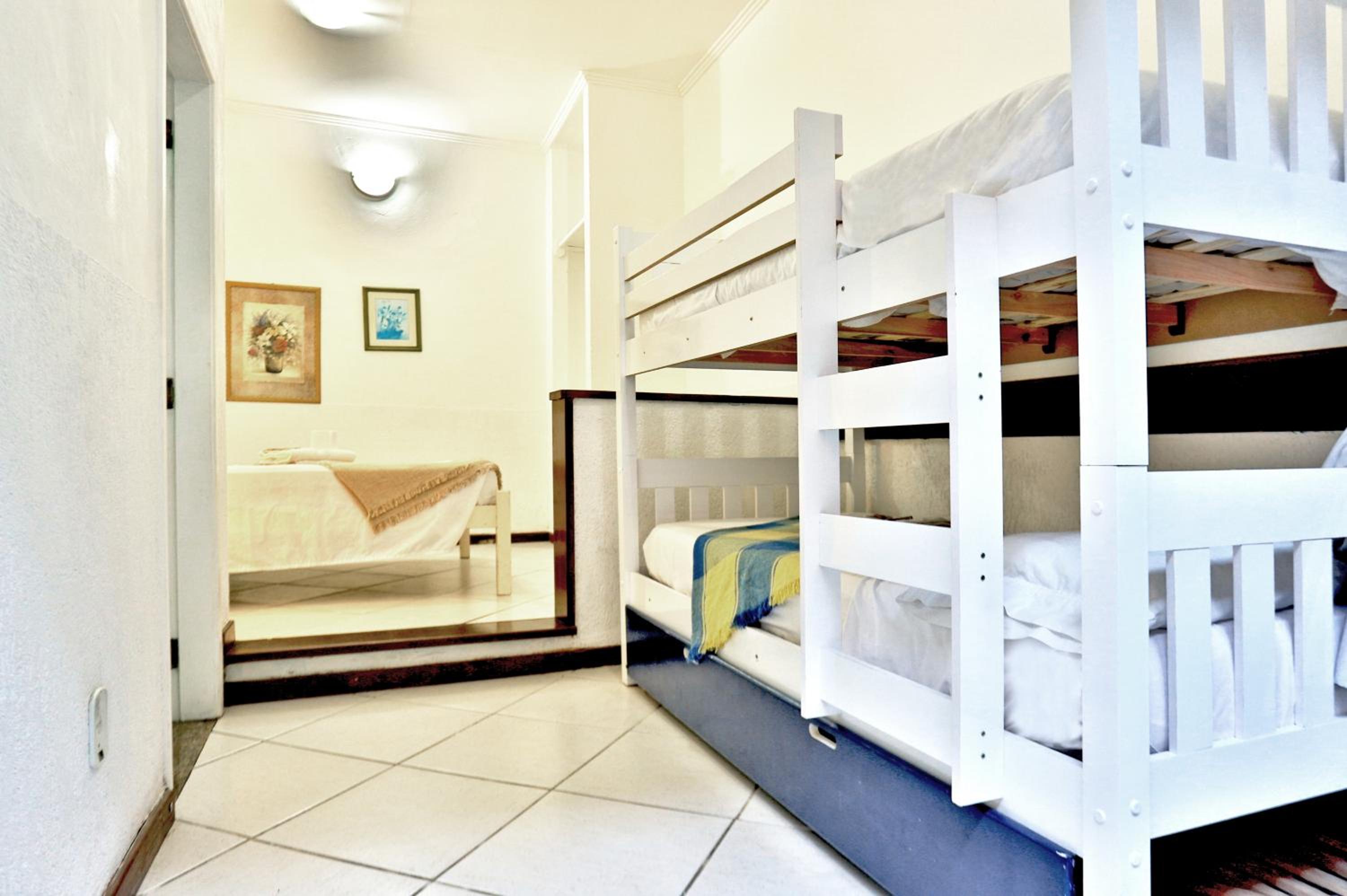 POUSADA AMENDOEIRA
