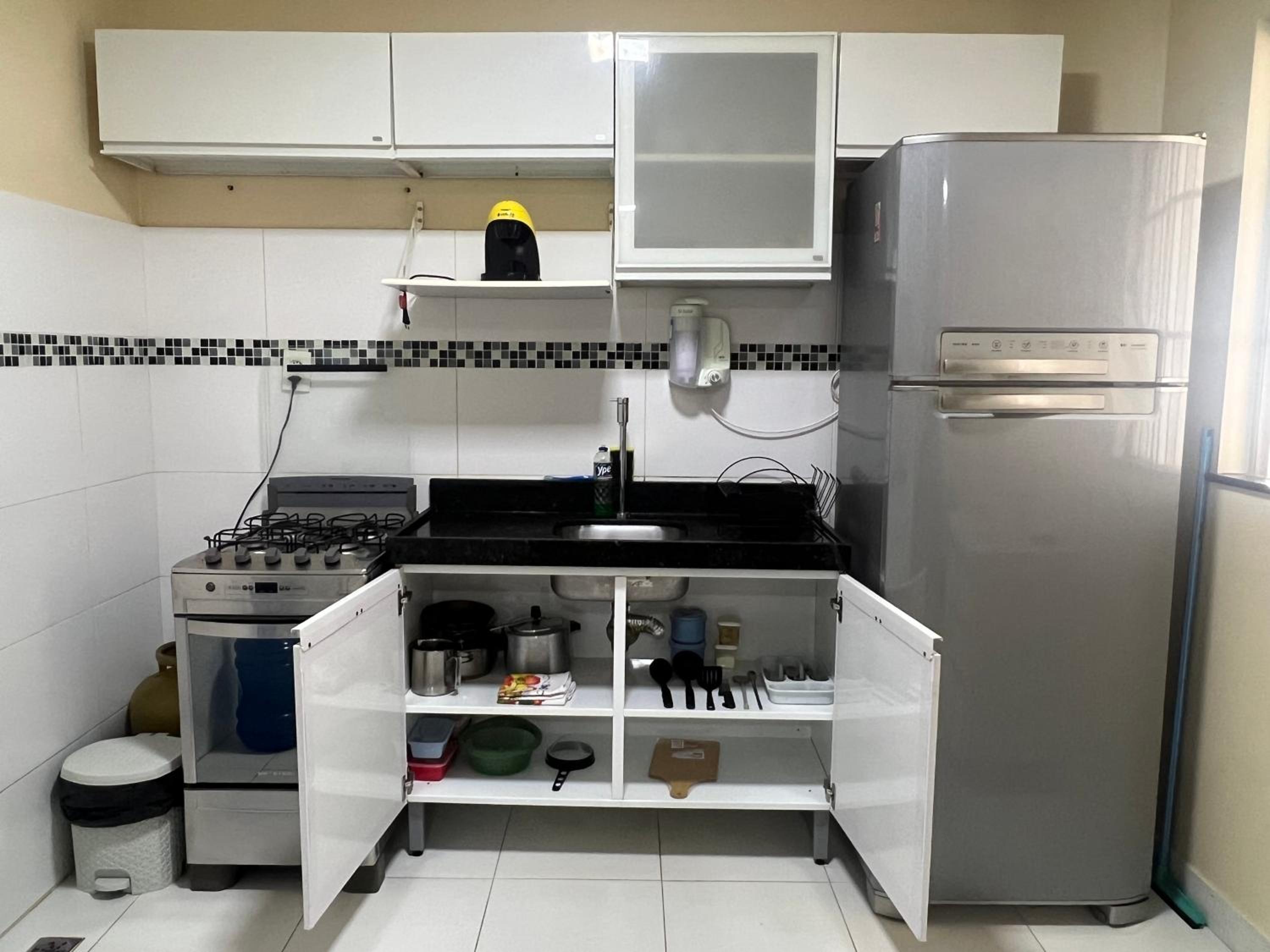 Apartamento em Belém do Pará-Próximo Mangueirão-Hangar-Parque shopping e Grão Pará-Aeroporto-Portaria 24h-Garagem-2 Andar escadas