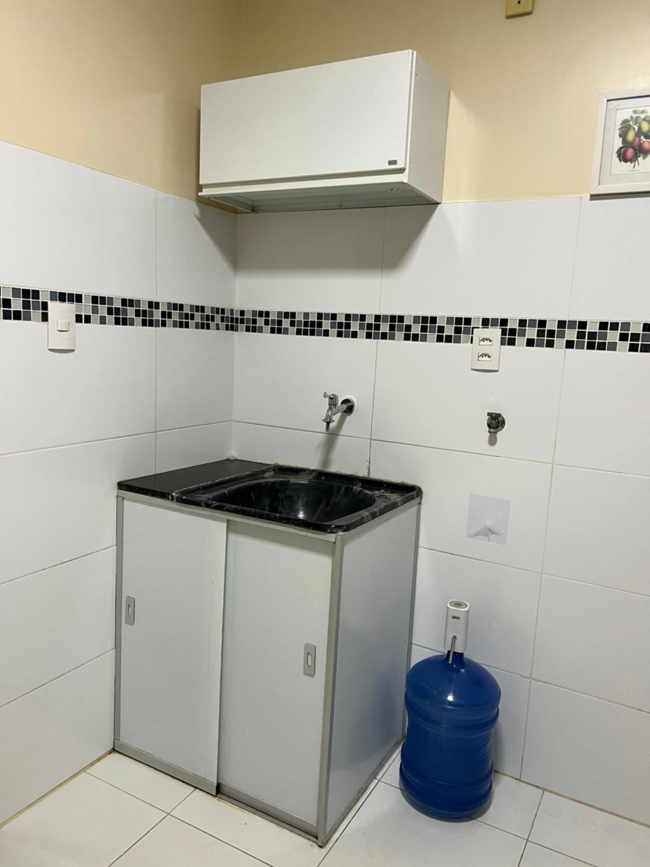 Apartamento em Belém do Pará-Próximo Mangueirão-Hangar-Parque shopping e Grão Pará-Aeroporto-Portaria 24h-Garagem-2 Andar escadas