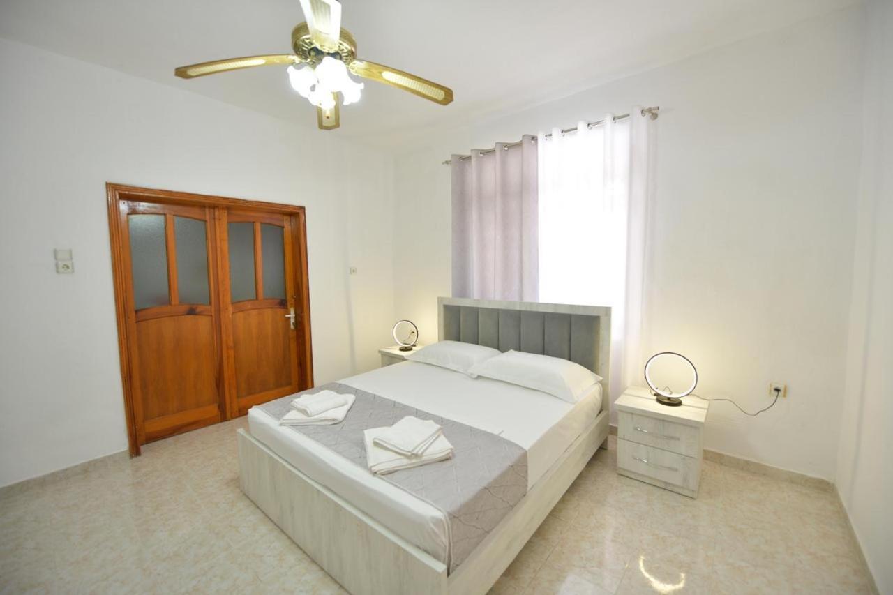 Fishta Villa and Apartments
