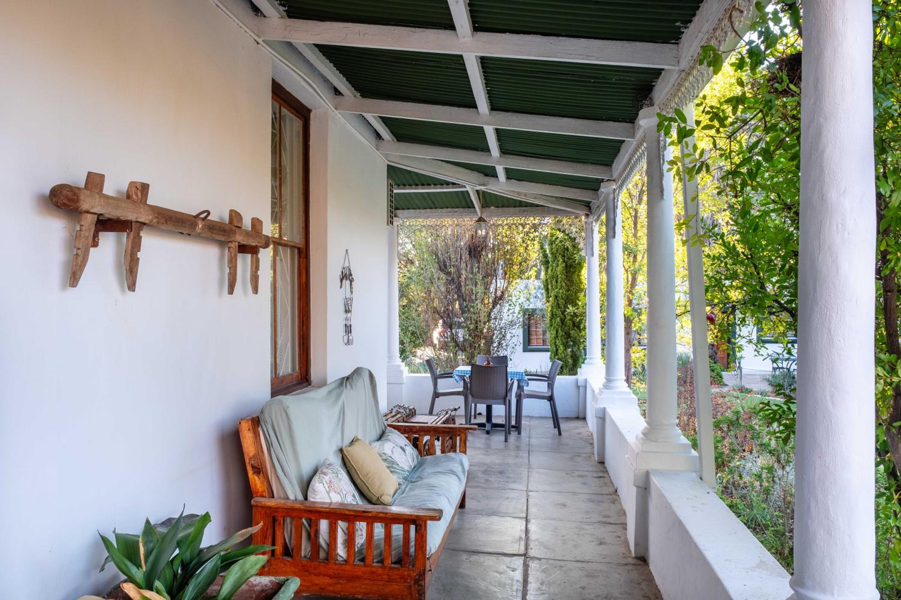 Karoo Ouberg Guest Lodge view 3