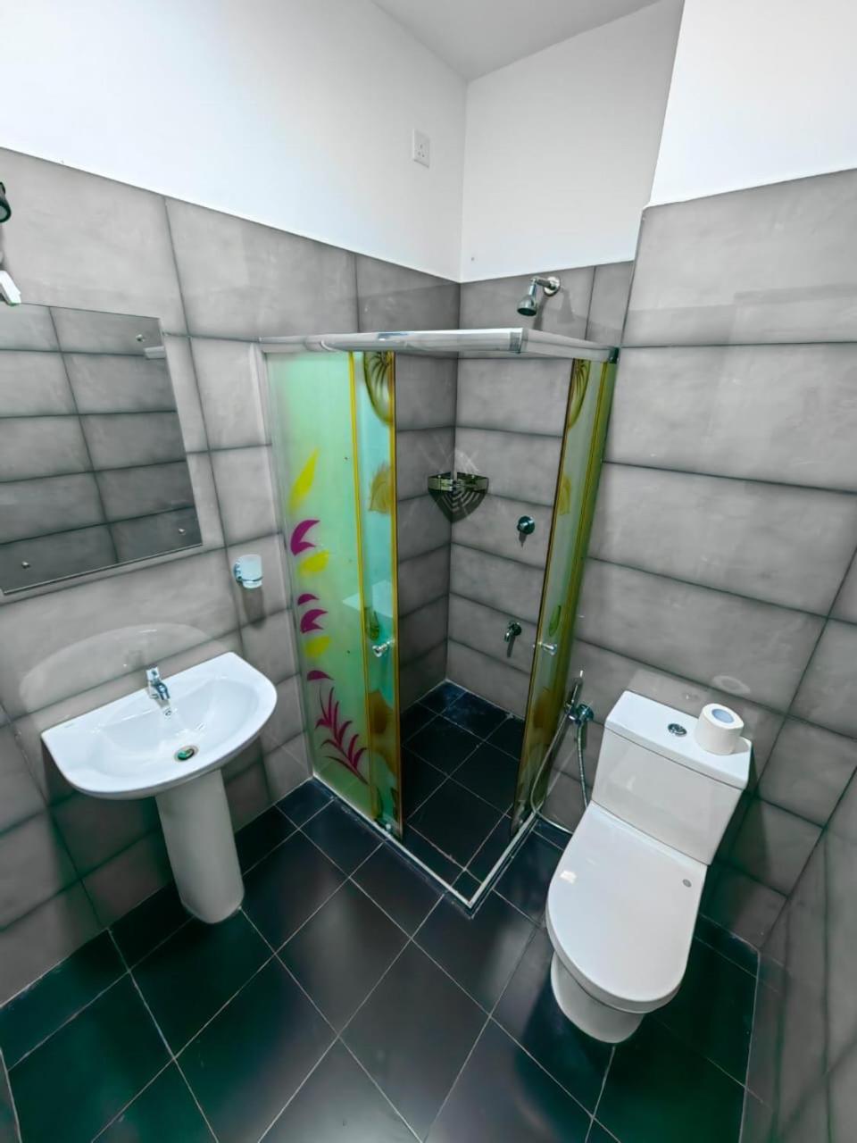 Photo 6