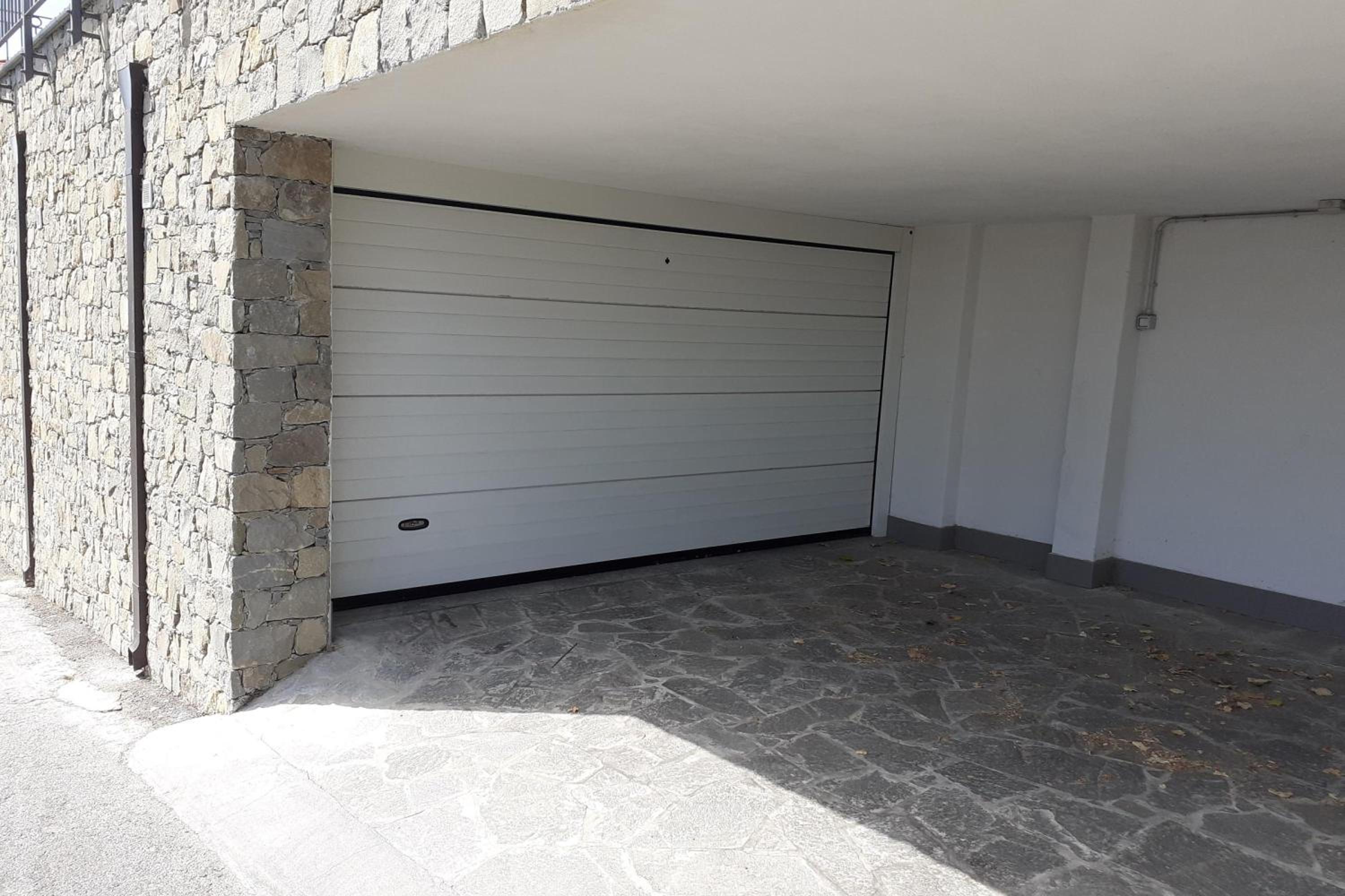 Serena 2 Amazing Sea View - Happy Rentals view 4