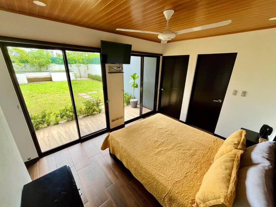 VillaVerde Beach House