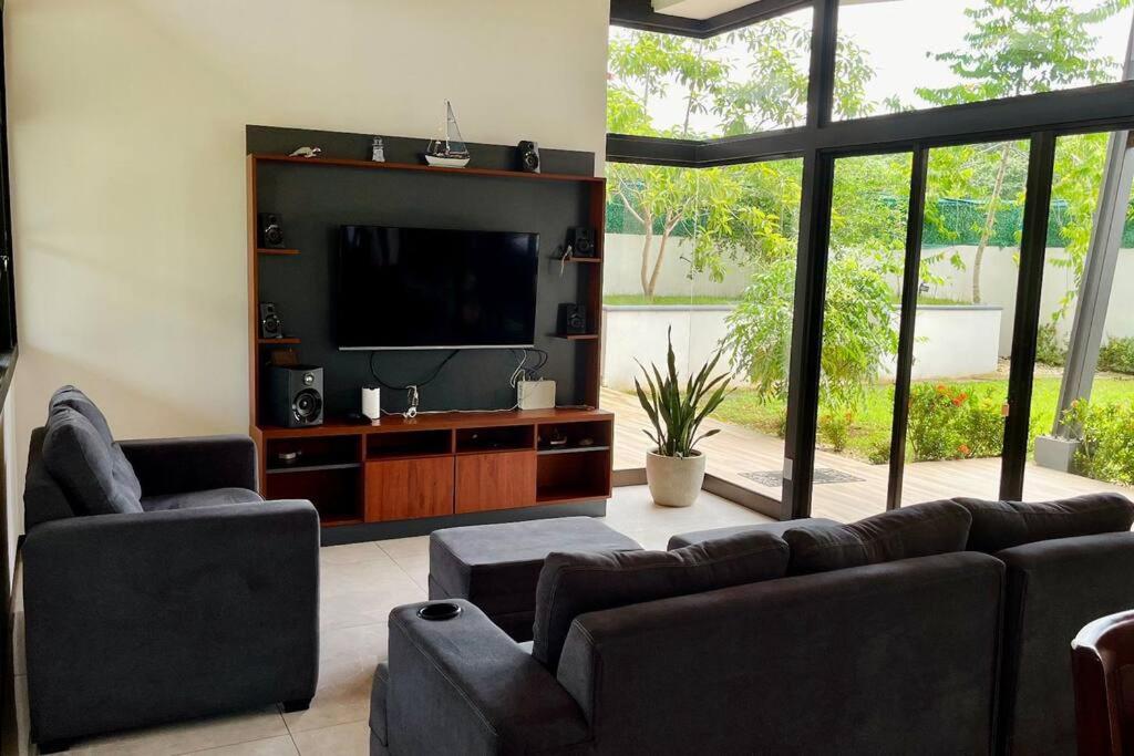 VillaVerde Beach House