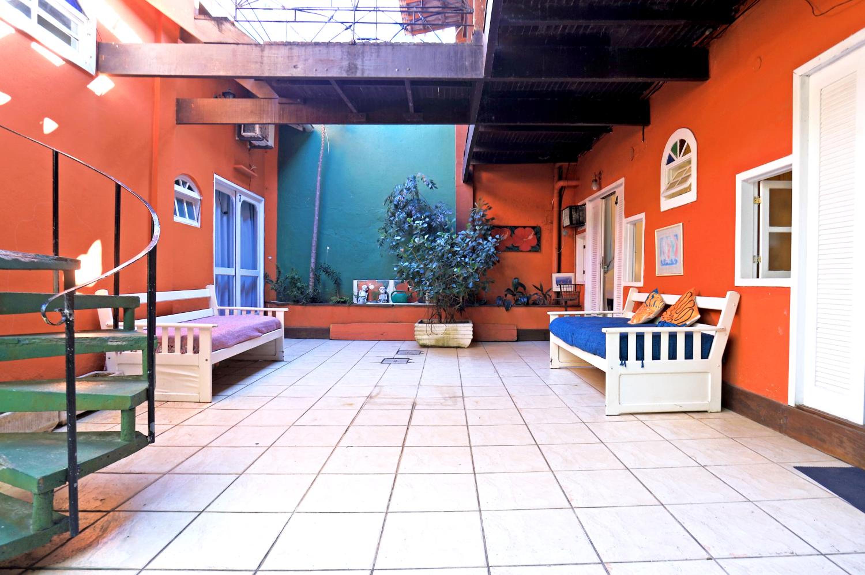 POUSADA AMENDOEIRA