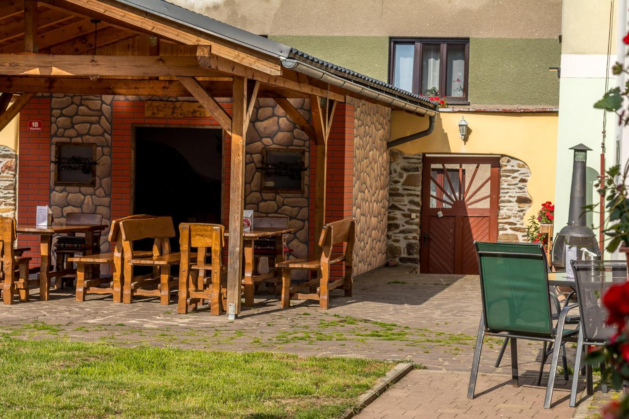 Penzion a restaurace U Vladaře