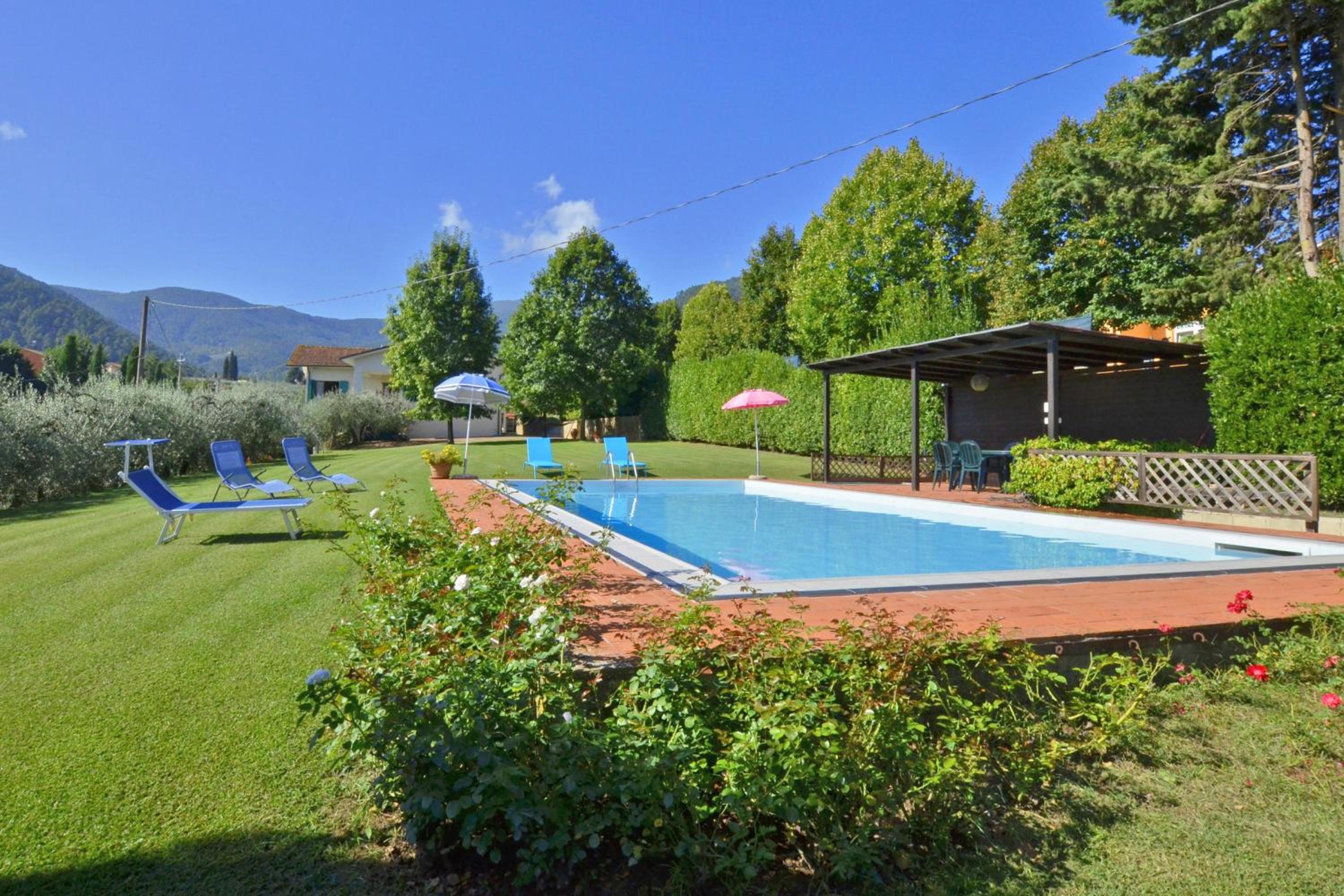 Casa Andreini - Happy Rentals view 2