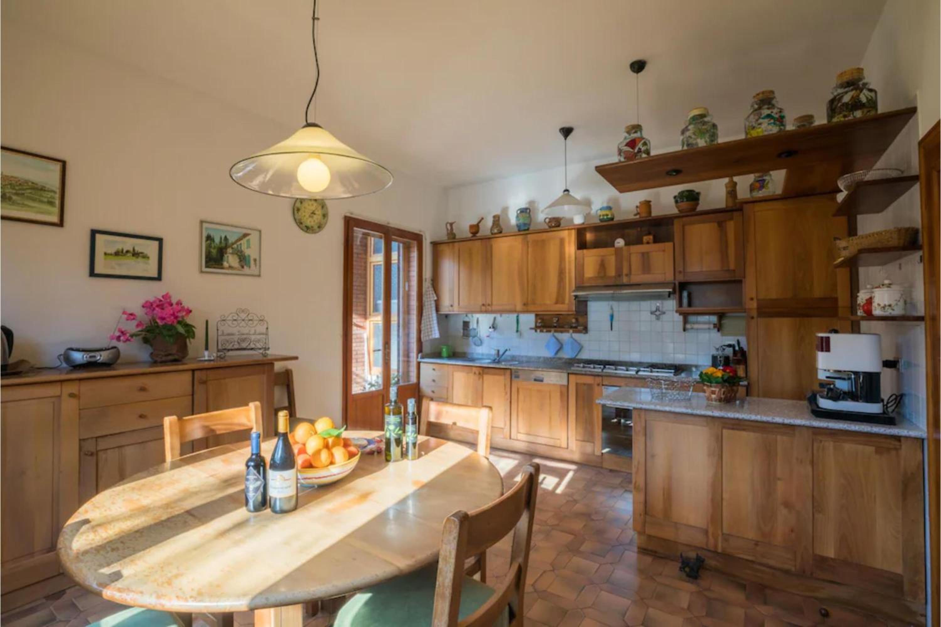 Family Friendly Villa Giulia with pool - Happy Rentals view 4