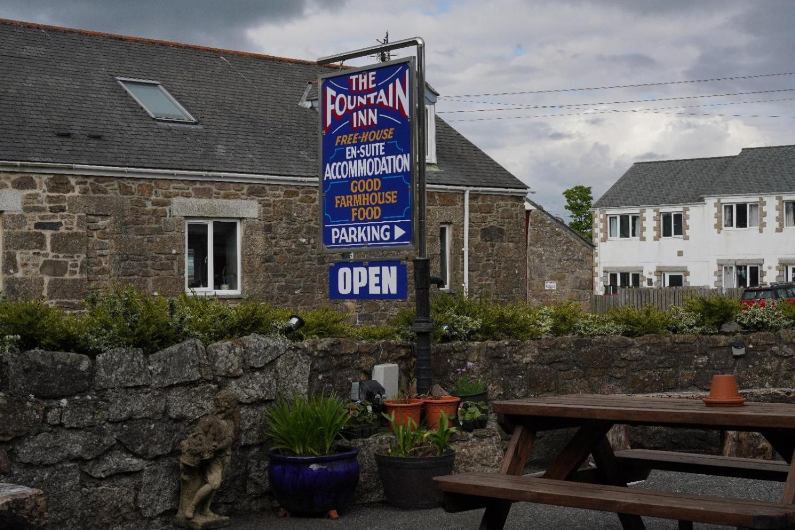 The Fountain Inn