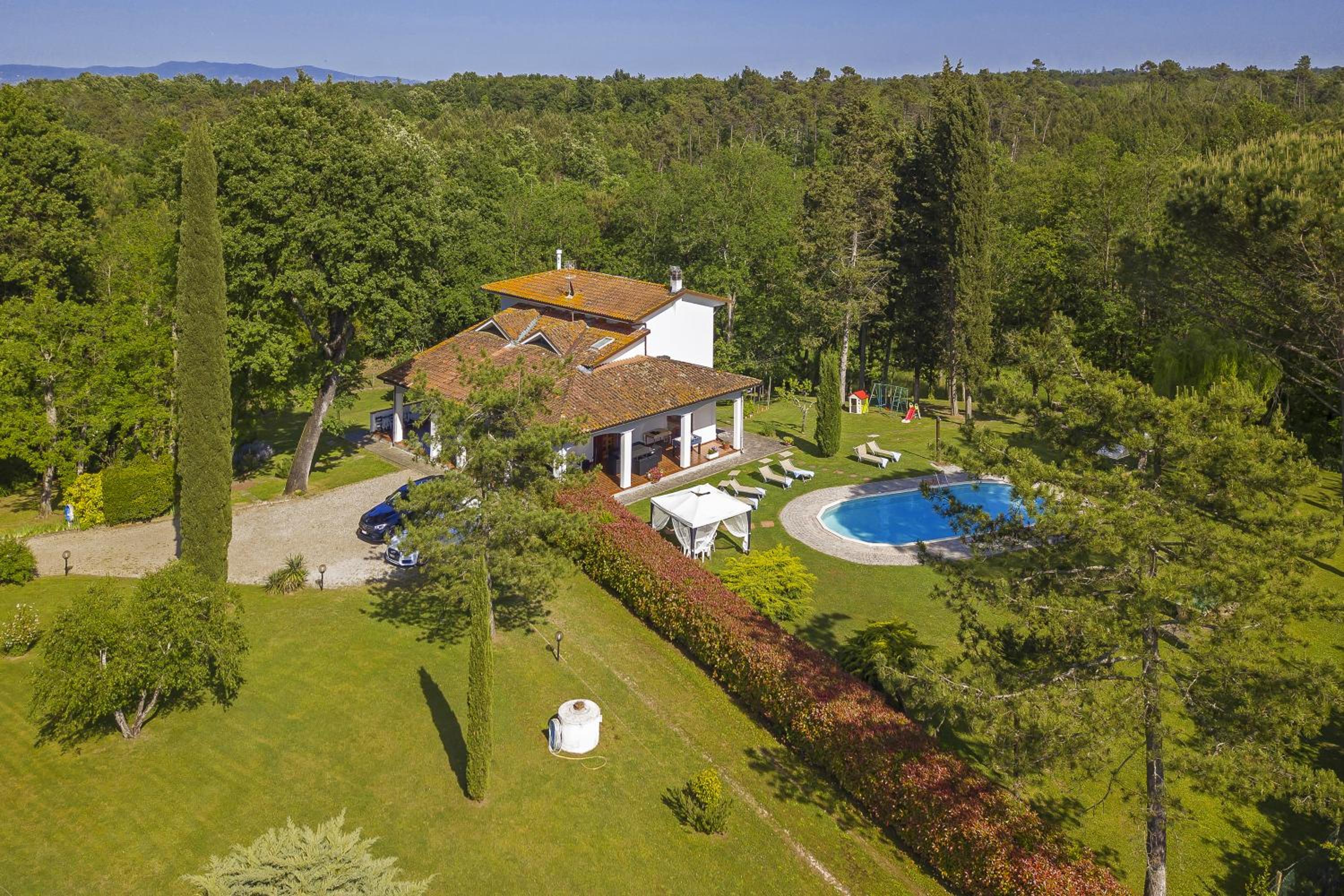 Villa Cerbaie - Happy Rentals