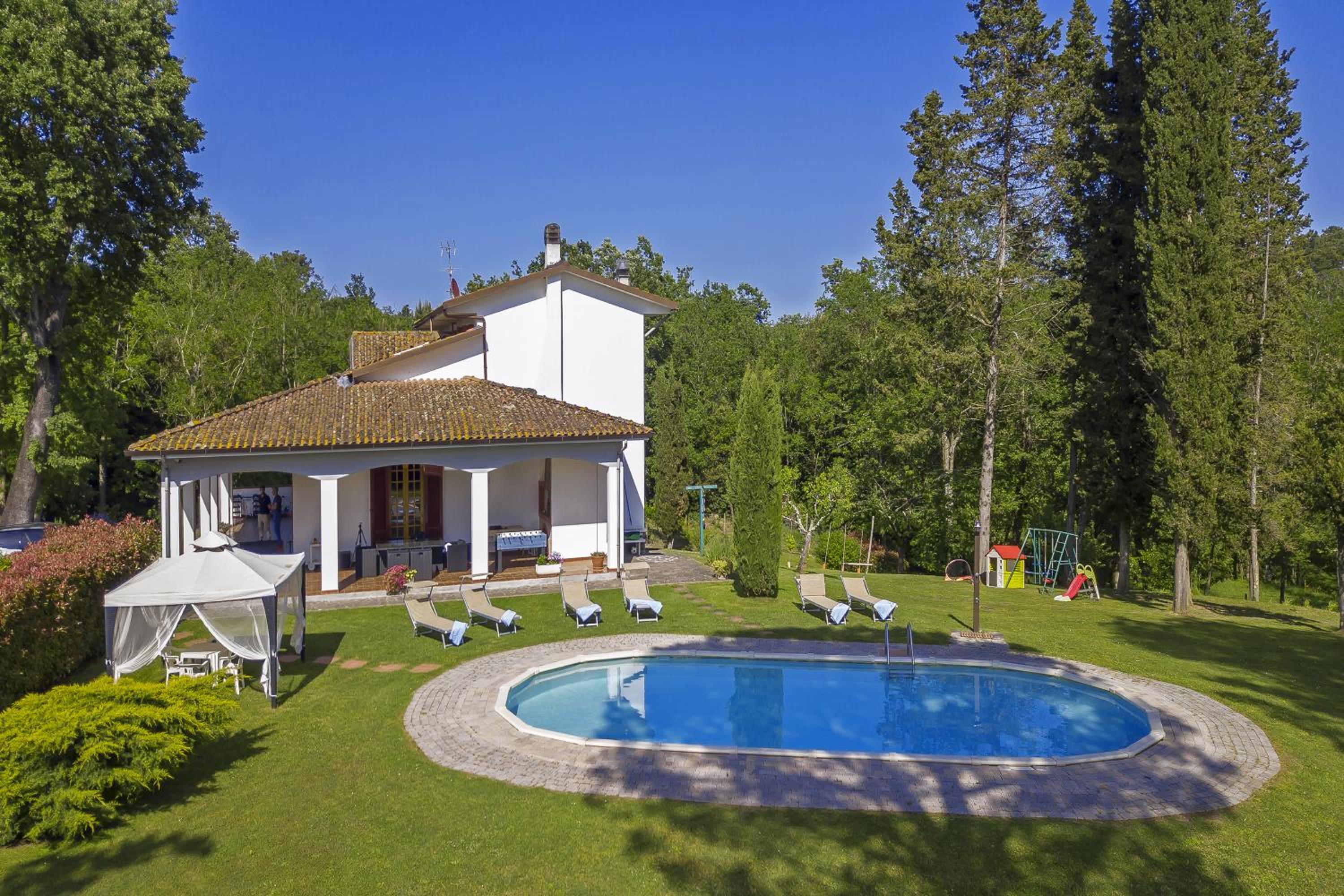 Villa Cerbaie - Happy Rentals