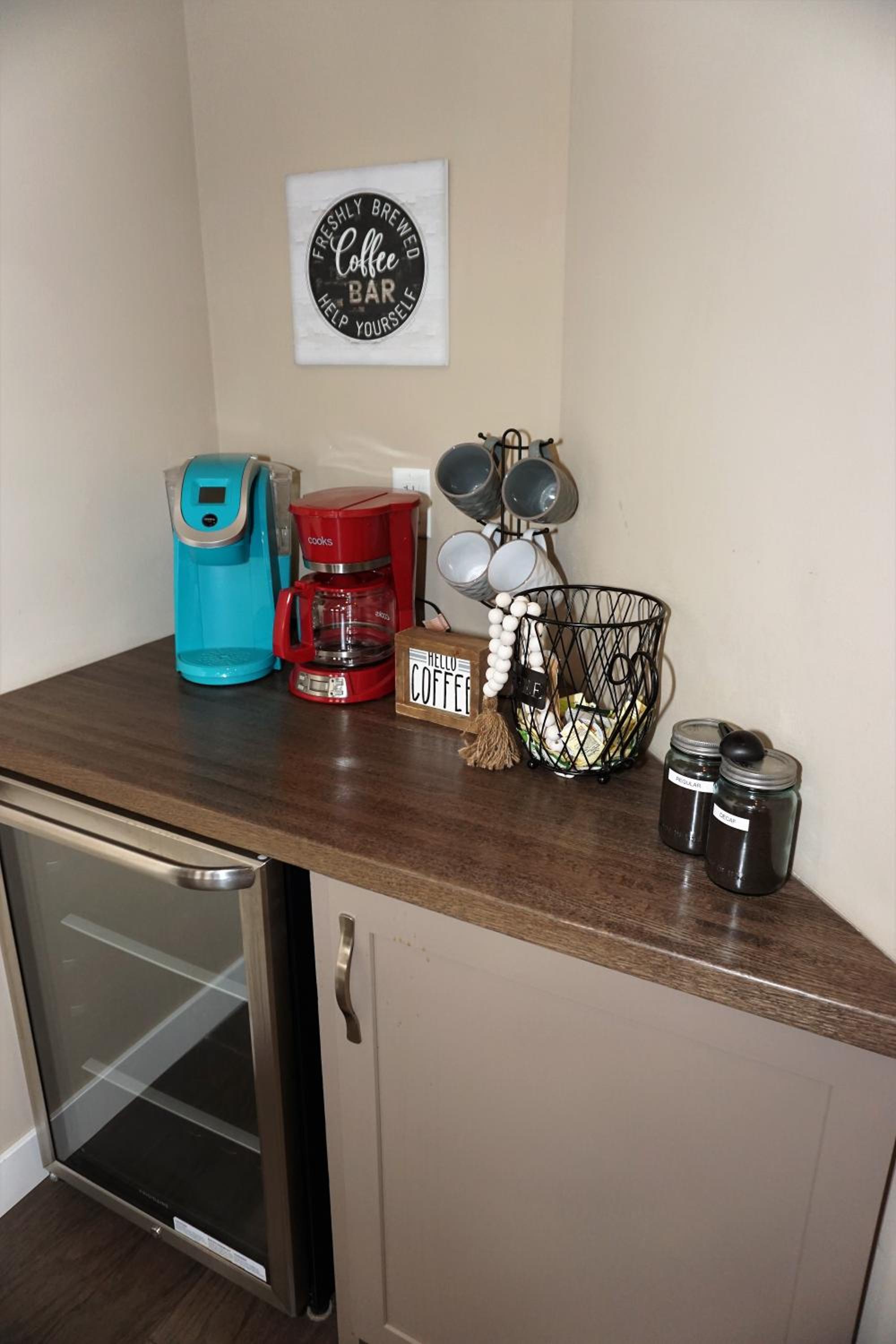 Cozy 3br Downtown Bakery & Shops! view 2