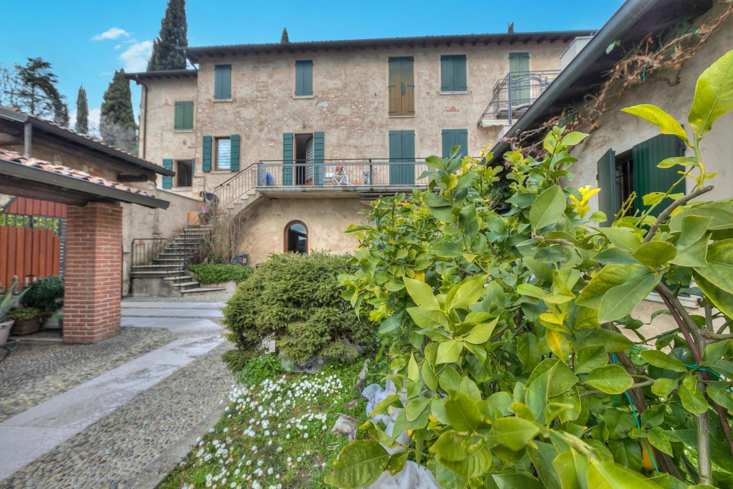 Casa Mirabella With Lake View - Happy Rentals en Salò