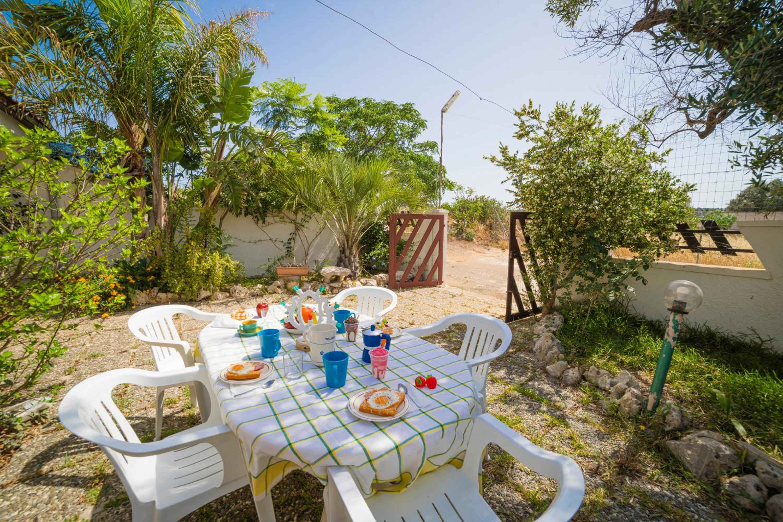 Villetta Fina Bella -Near Sandy Beach - Happy Rentals photo 4