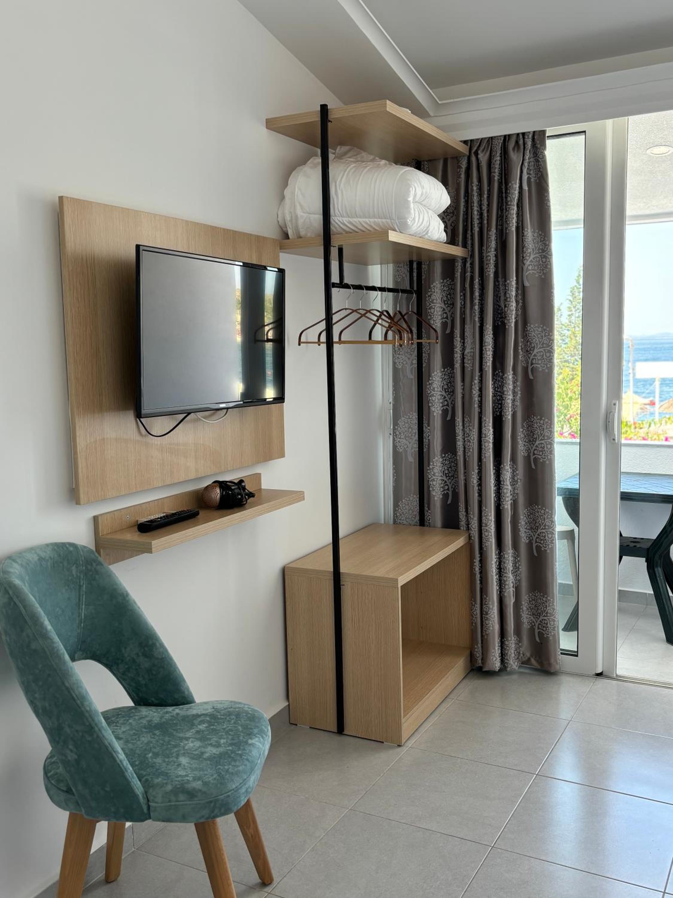 Santa Paola Apartments