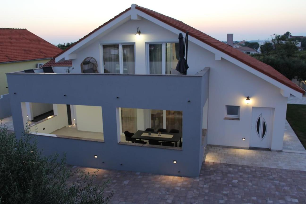 Vila Jela Poličnik view 3