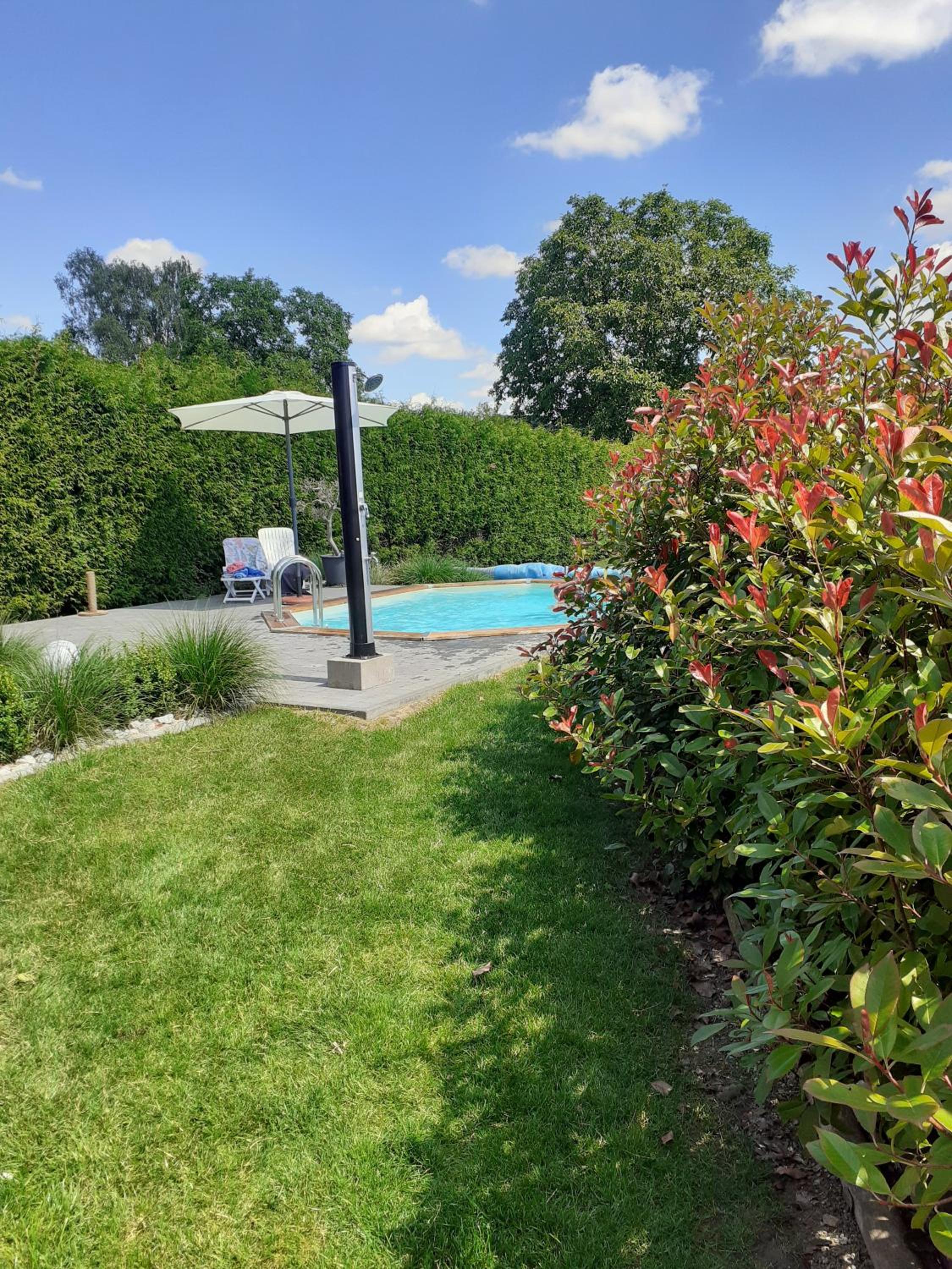 Charming House in Hamois with Shared Pool