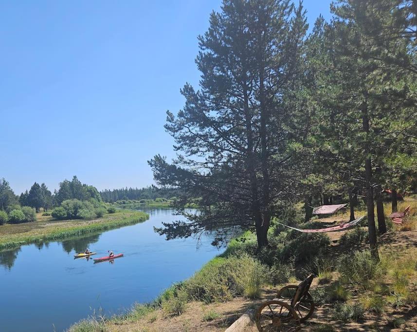 Beautiful Riverfront Near Mt Bachelor with Hot Tub view 2