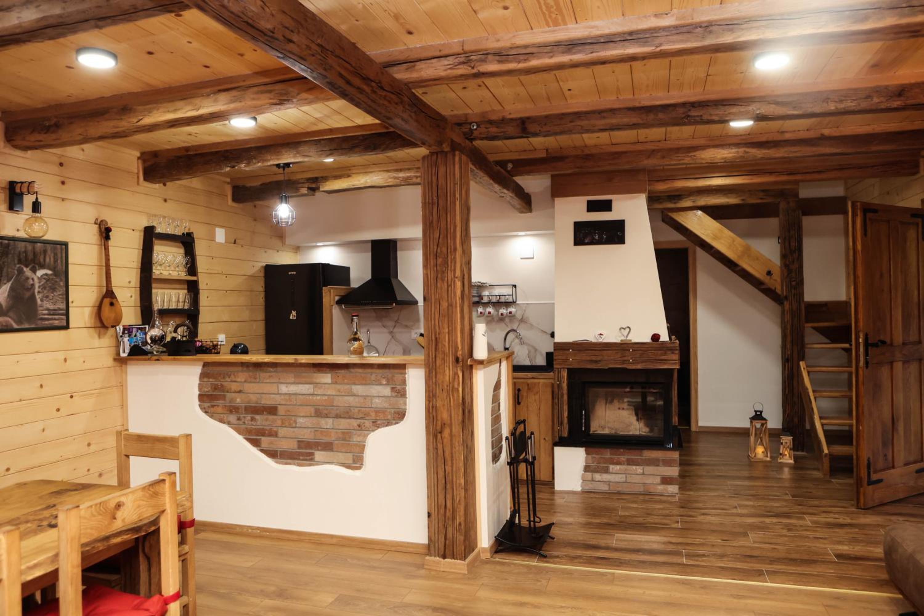 Holiday house Rustic Oak view 2