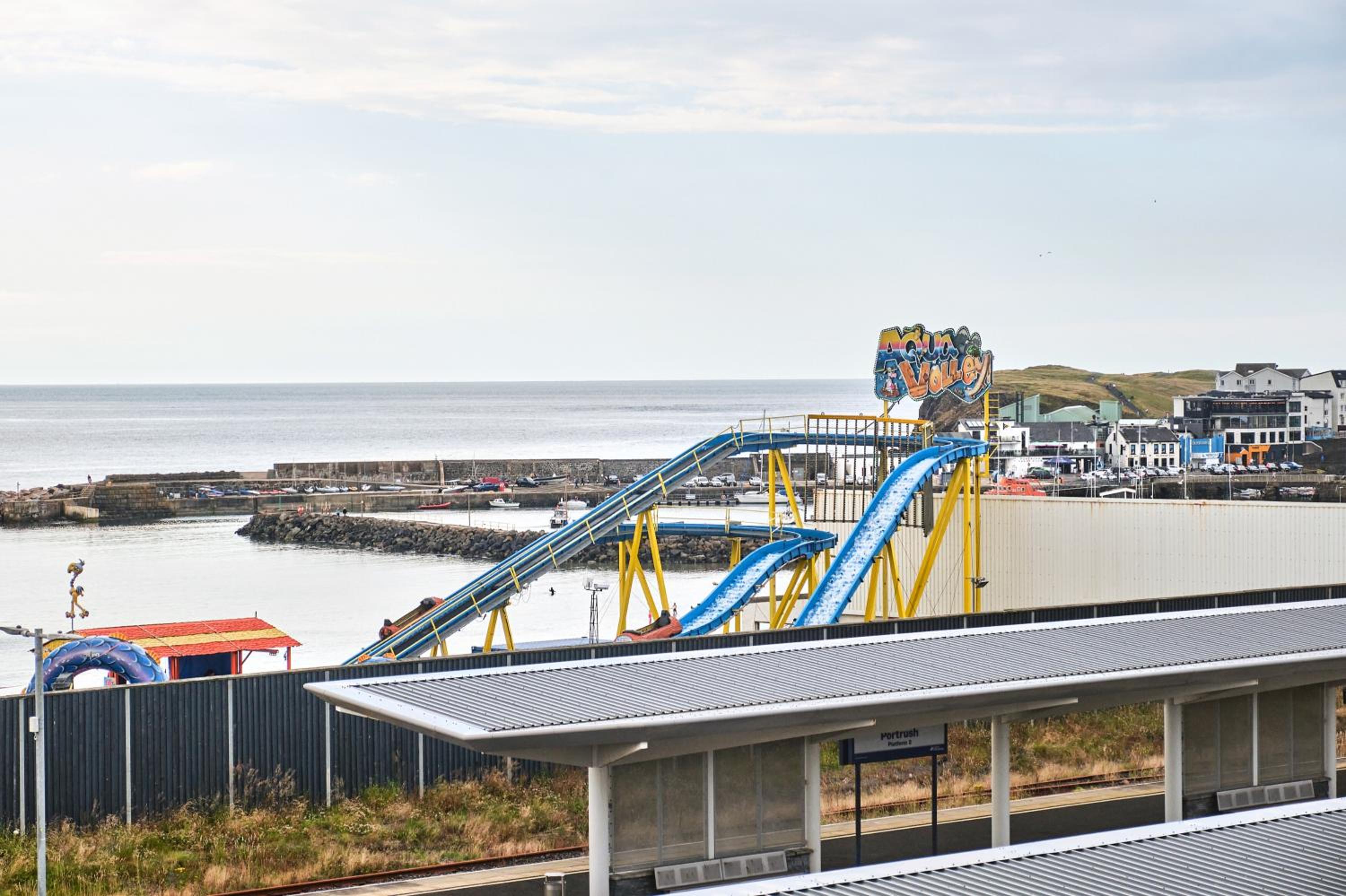 Seaview Portrush Penthouse Apt - Golf Terrace 6 view 5