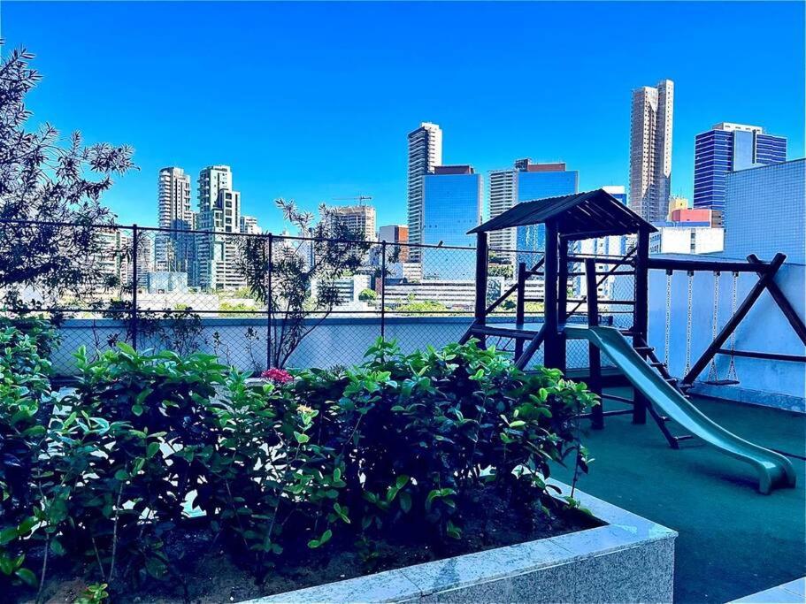 Apartamento com vista mar, lazer completo ao lado do Shopping Salvador
