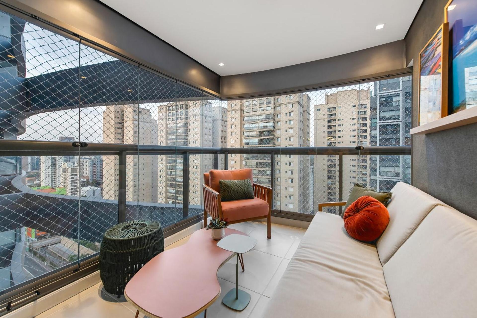 Apartamento Sensacional Novíssimo 67 mts e 2 quartos, para até 6 pessoas