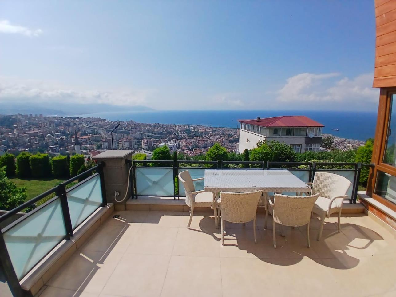 Villa Nur view 3