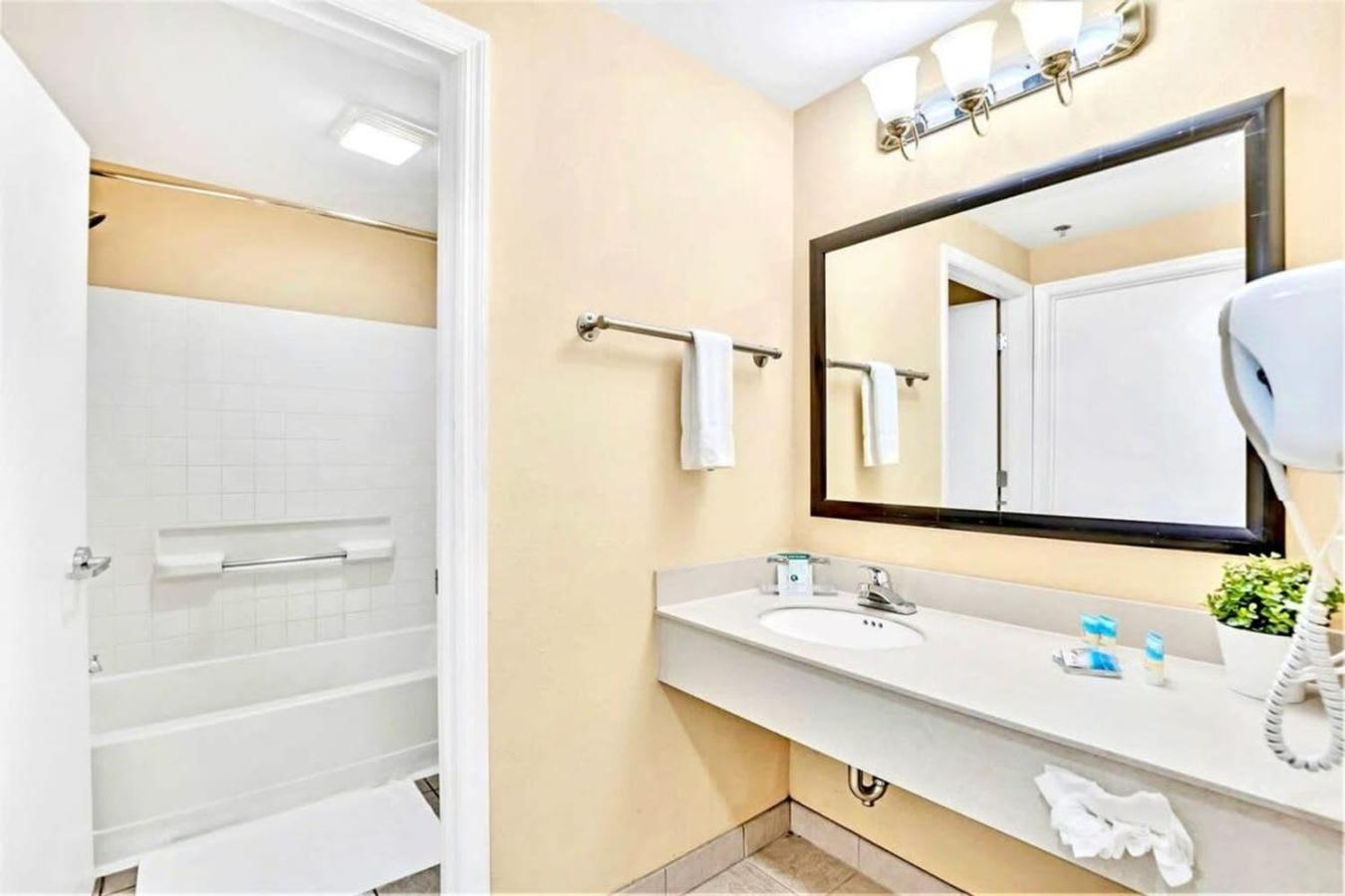 Near Universal Studio Unit - Hot Tub & Pool