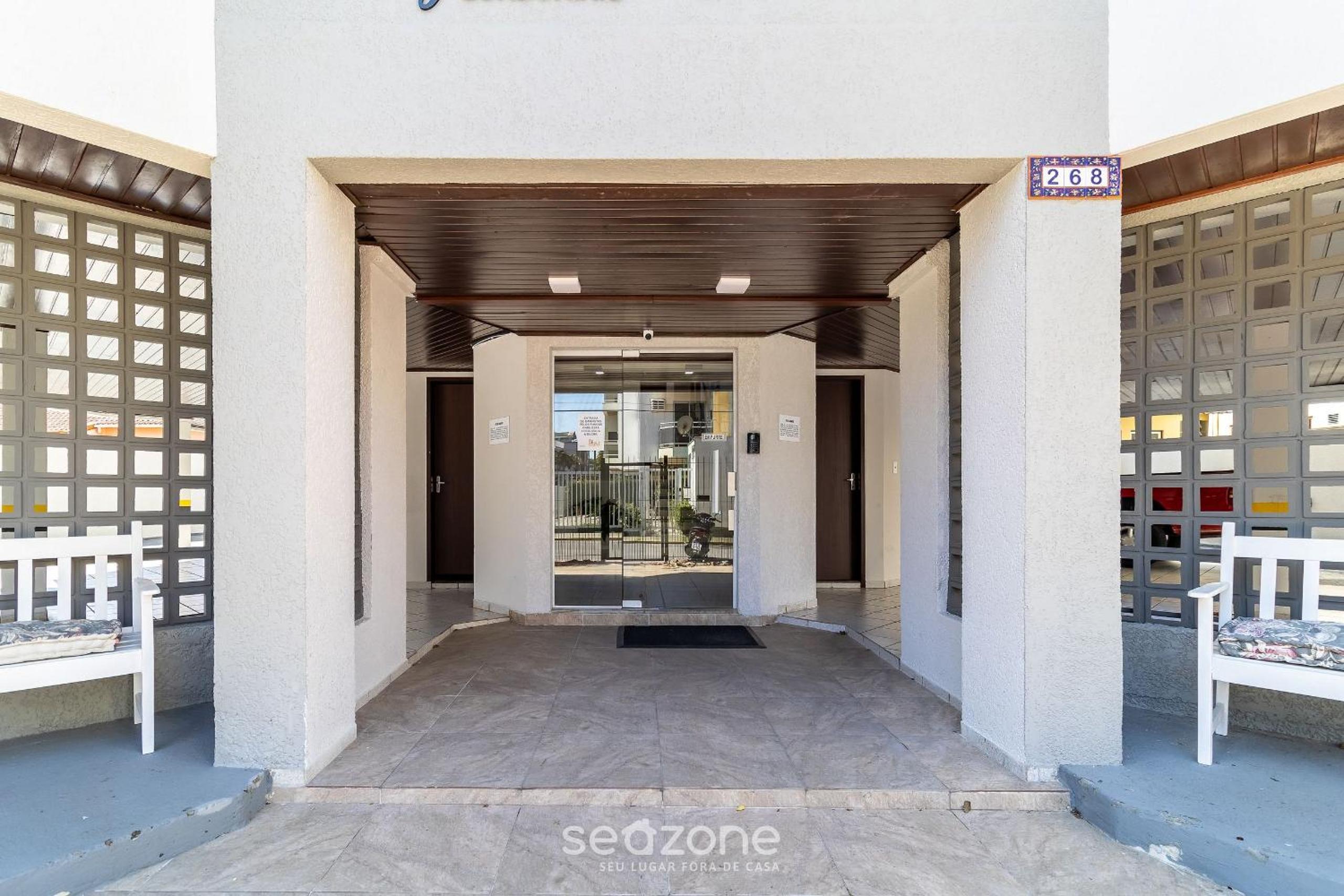 Cozy apartment less than 100 m from the beach GDI2