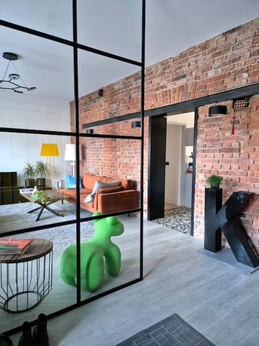 Historical, spacious and elegant with terrace