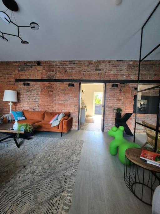 Historical, spacious and elegant with terrace