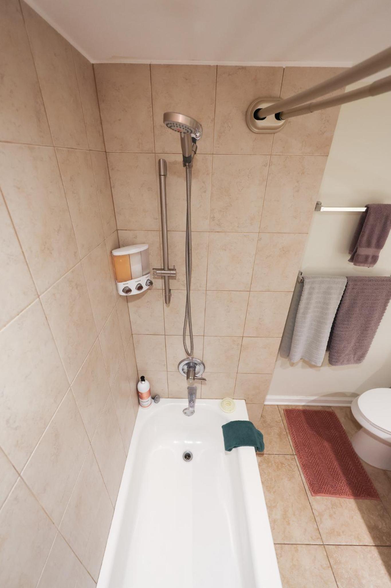 Tropical Studios at Marine Surf Waikiki - FREE PARKING - BEST LOCATION - FULL KITCHEN - SWIMMING POOL 照片第 168 張,共 263 張