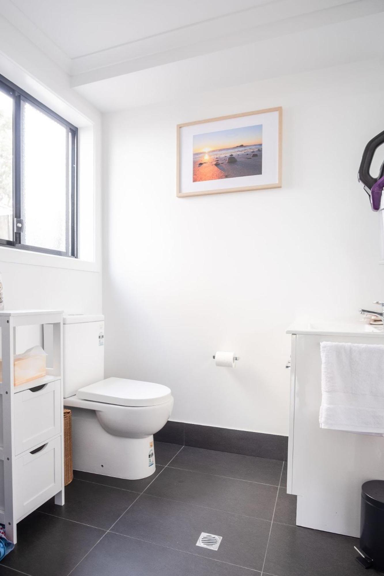 Modern Pet-friendly Mudjimba Townhouse