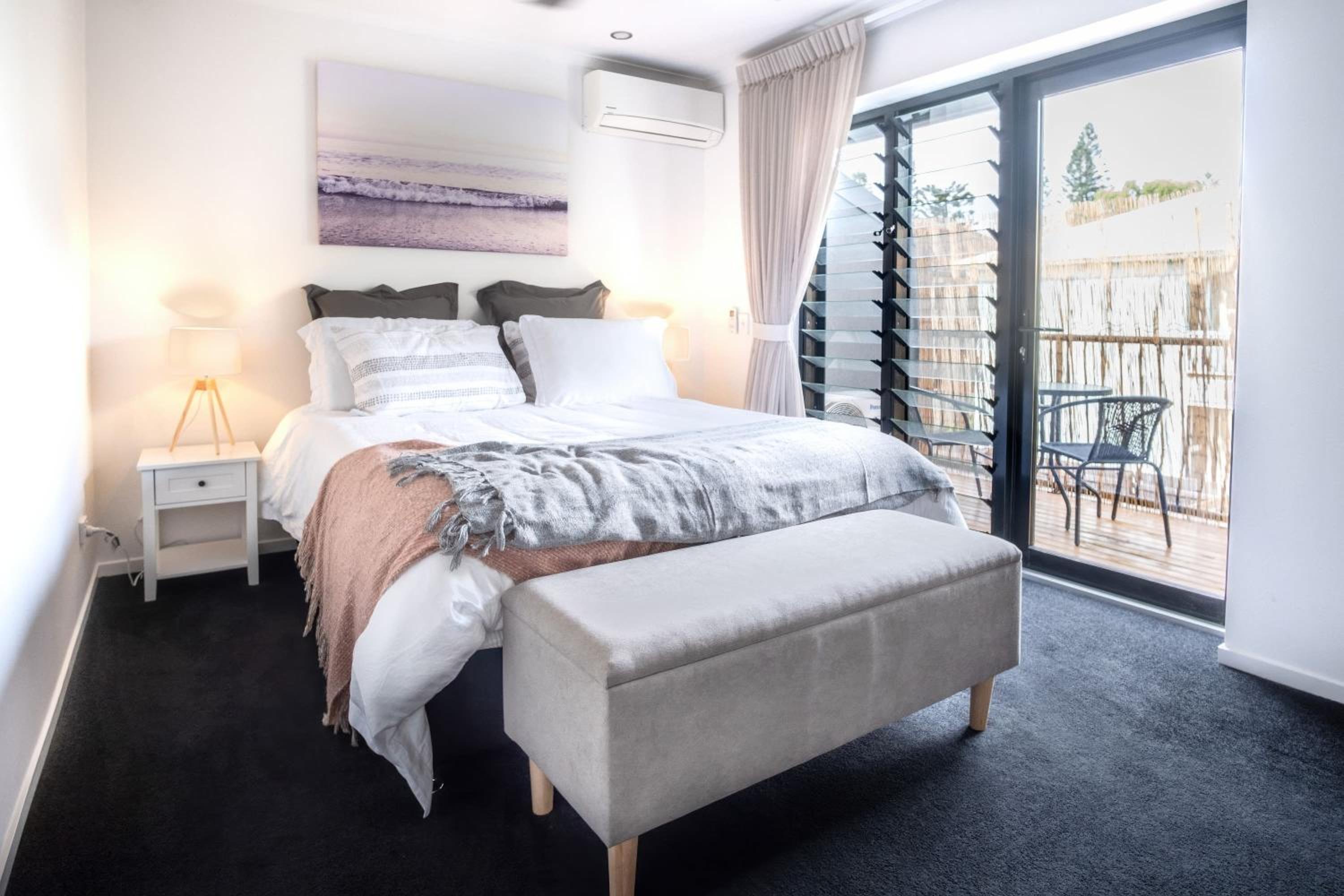 Modern Pet-friendly Mudjimba Townhouse