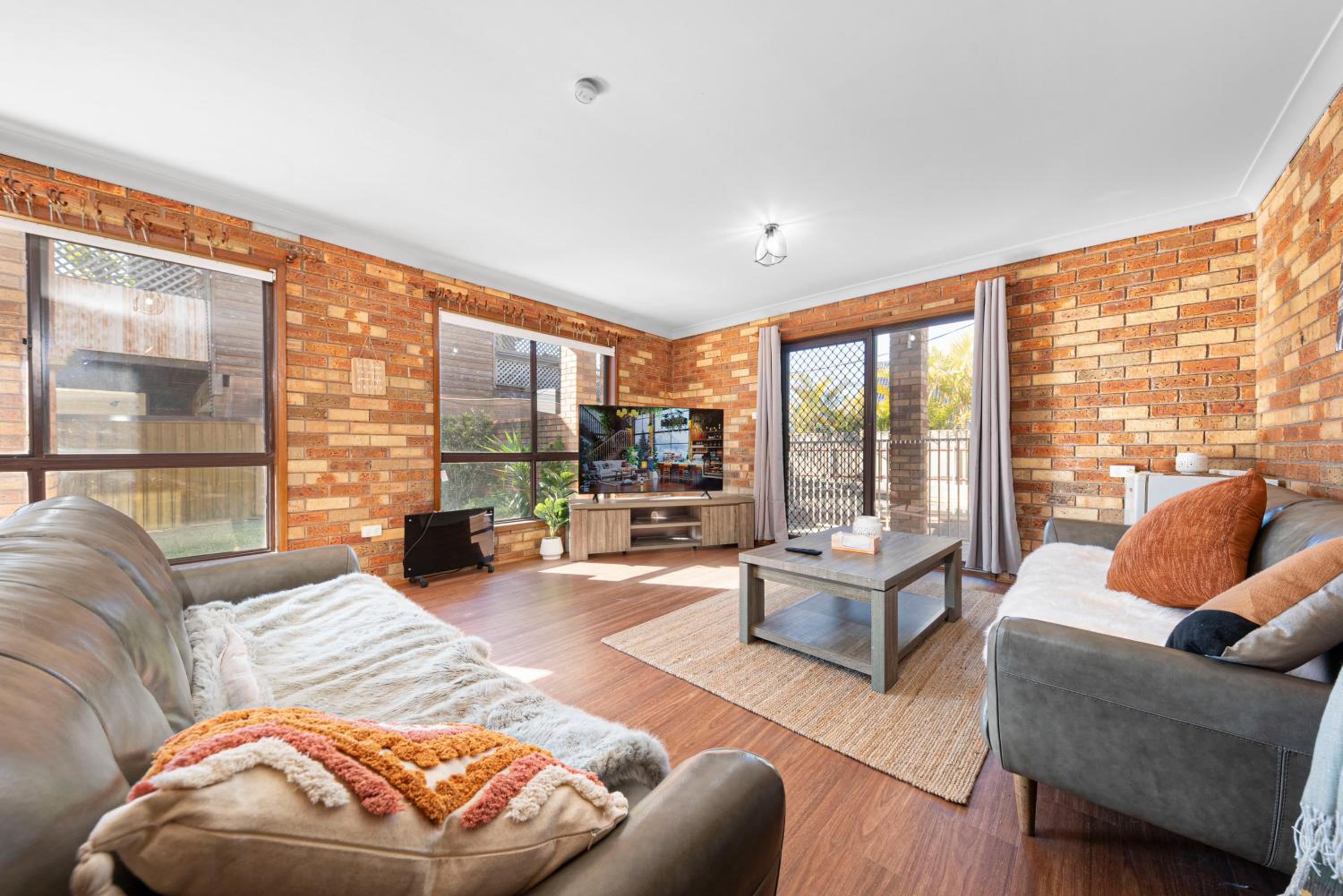 Spacious Ocean View Home in Noraville