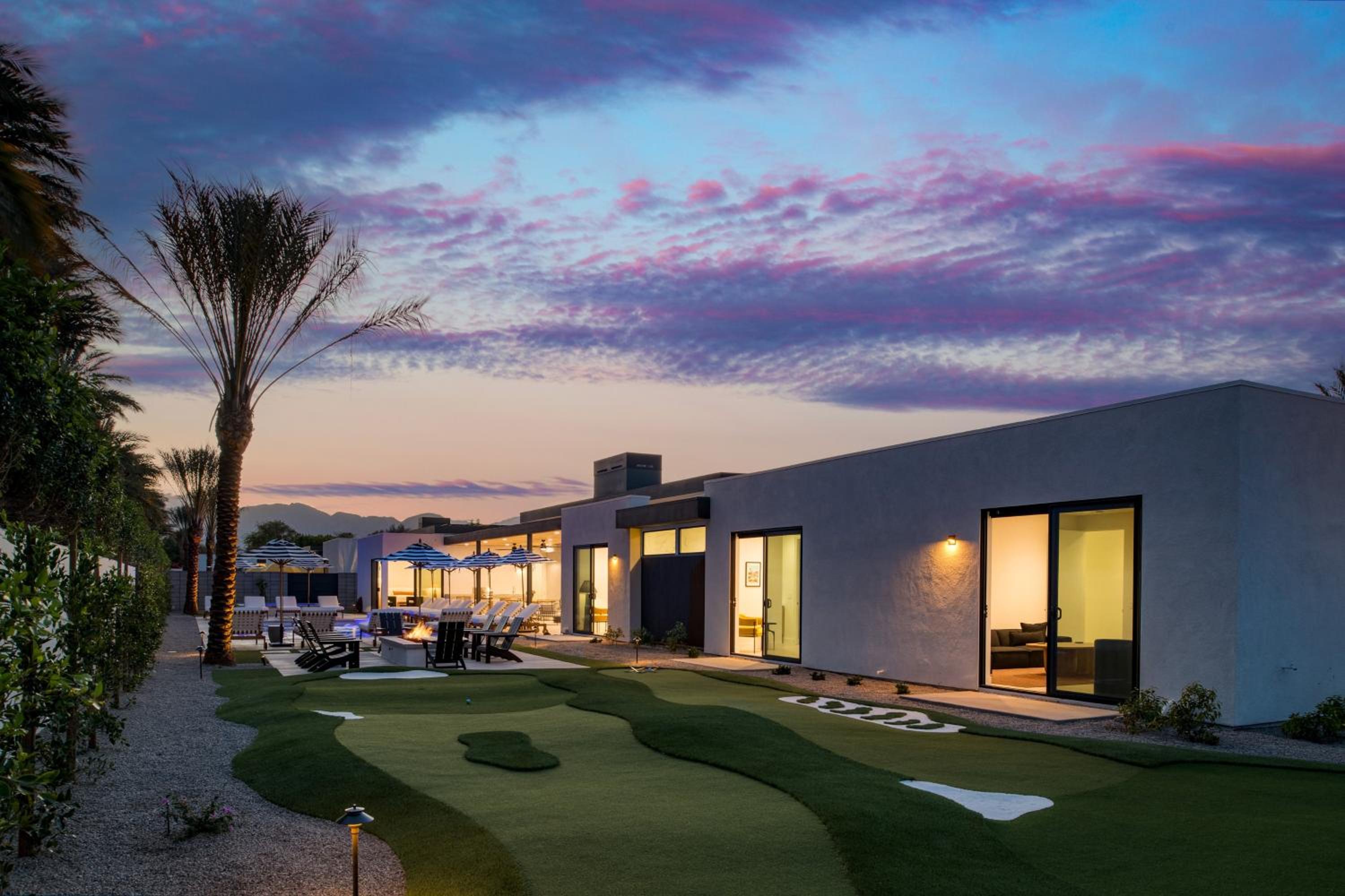 Polo Villa Aura 2 Homes Pickleball Putting Green Sleeps 32